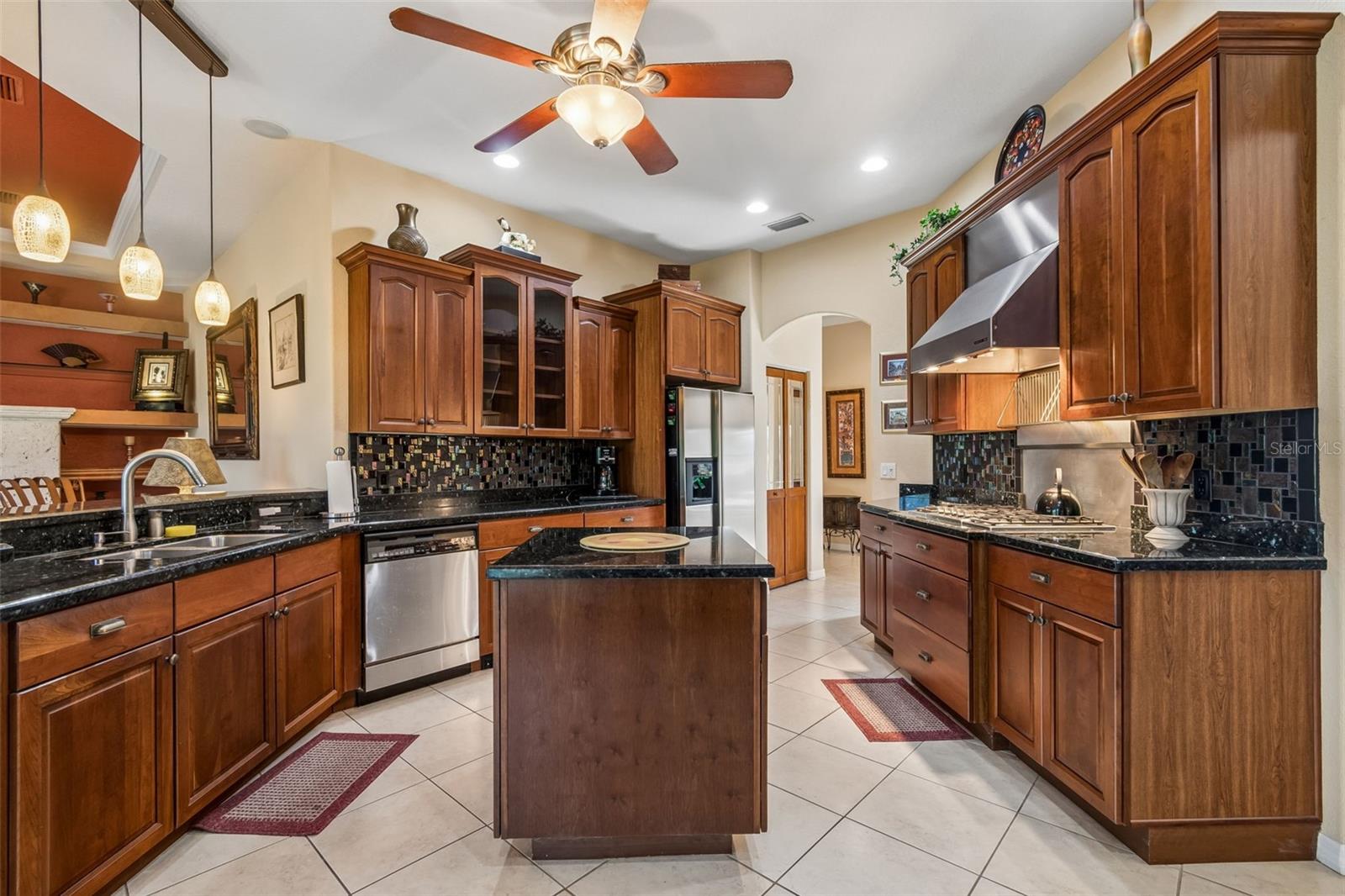 Image 19 of 67 For 566 Planters Manor Way