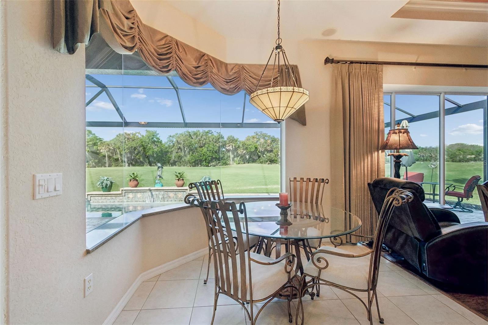 Image 24 of 67 For 566 Planters Manor Way