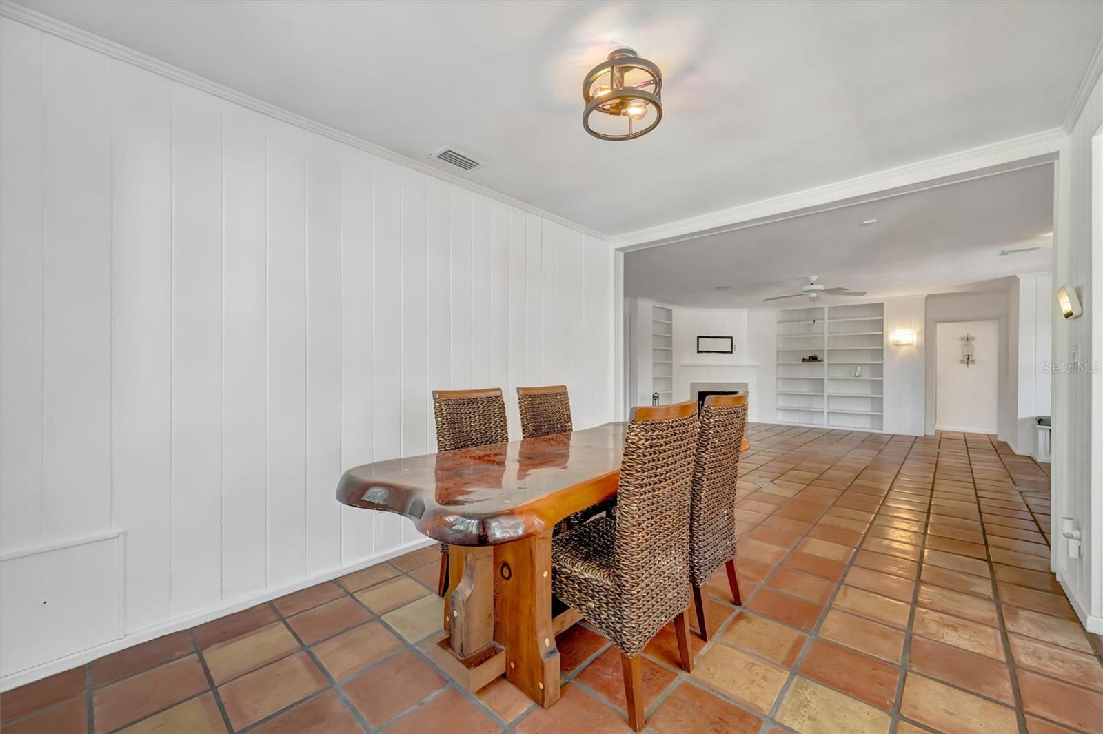 Image 15 of 54 For 4237 Higel Avenue