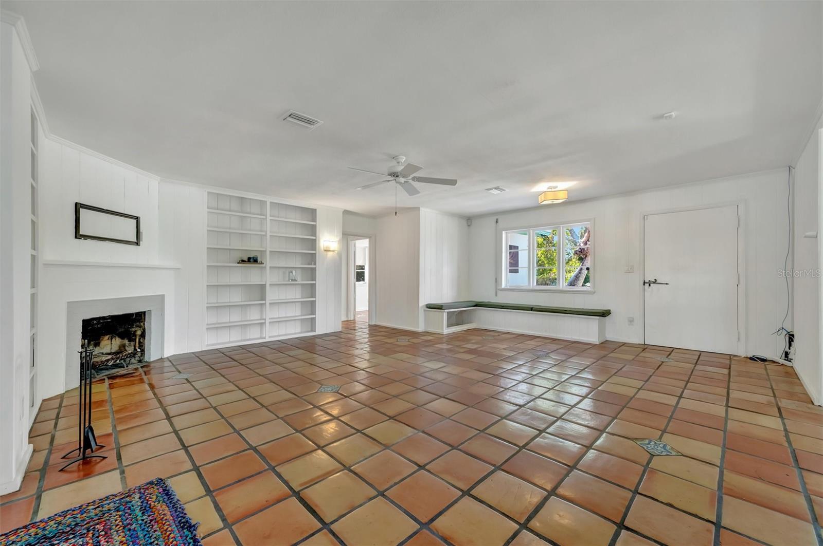 Image 19 of 54 For 4237 Higel Avenue