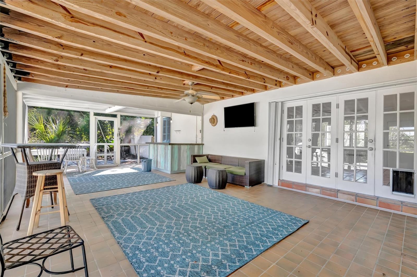 Image 35 of 54 For 4237 Higel Avenue