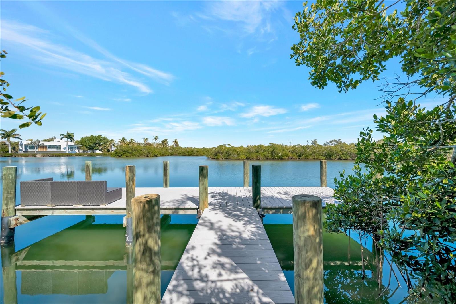 Image 46 of 54 For 4237 Higel Avenue