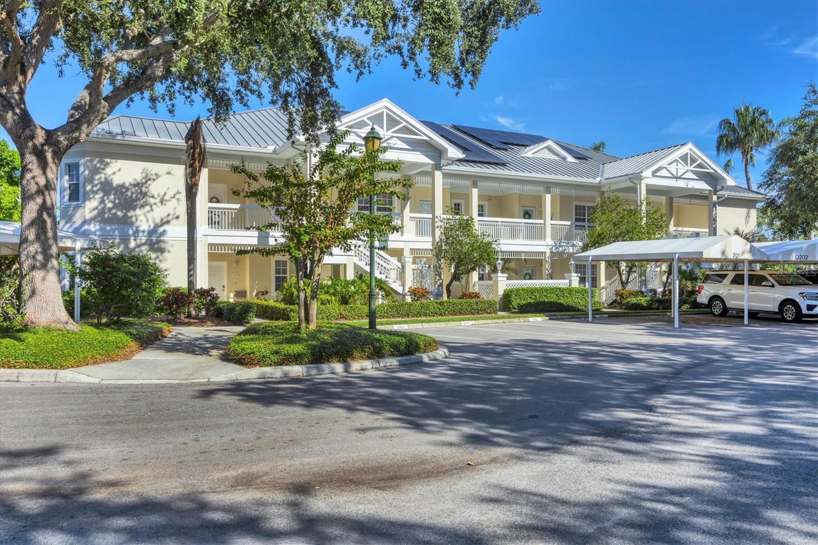 Image 3 of 36 For 3803 54th Drive W 203