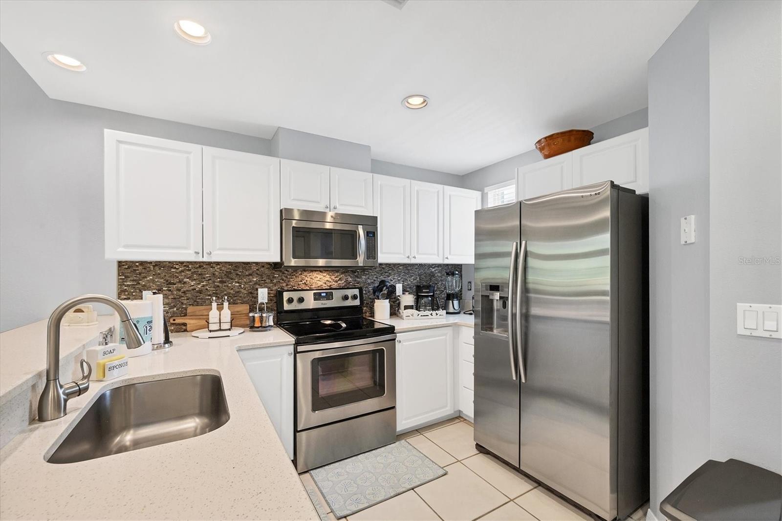 Image 9 of 36 For 3803 54th Drive W 203