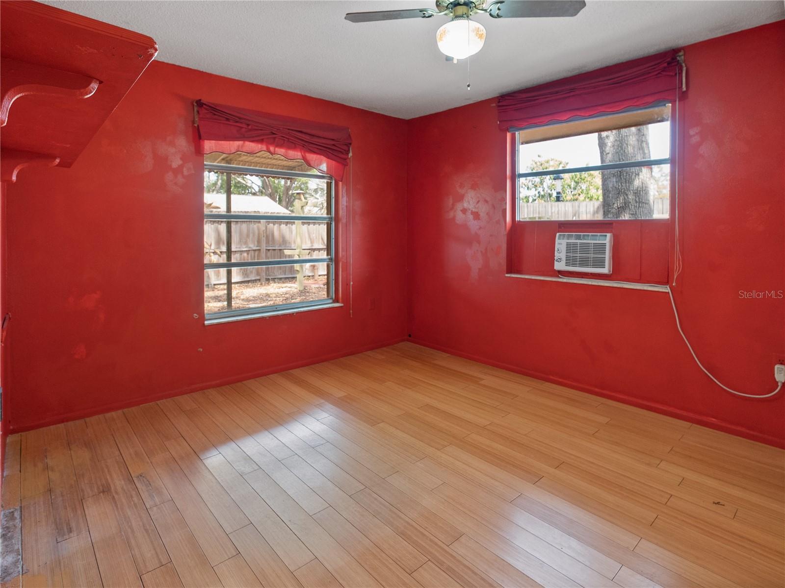 Image 12 of 20 For 4311 Foremere Place