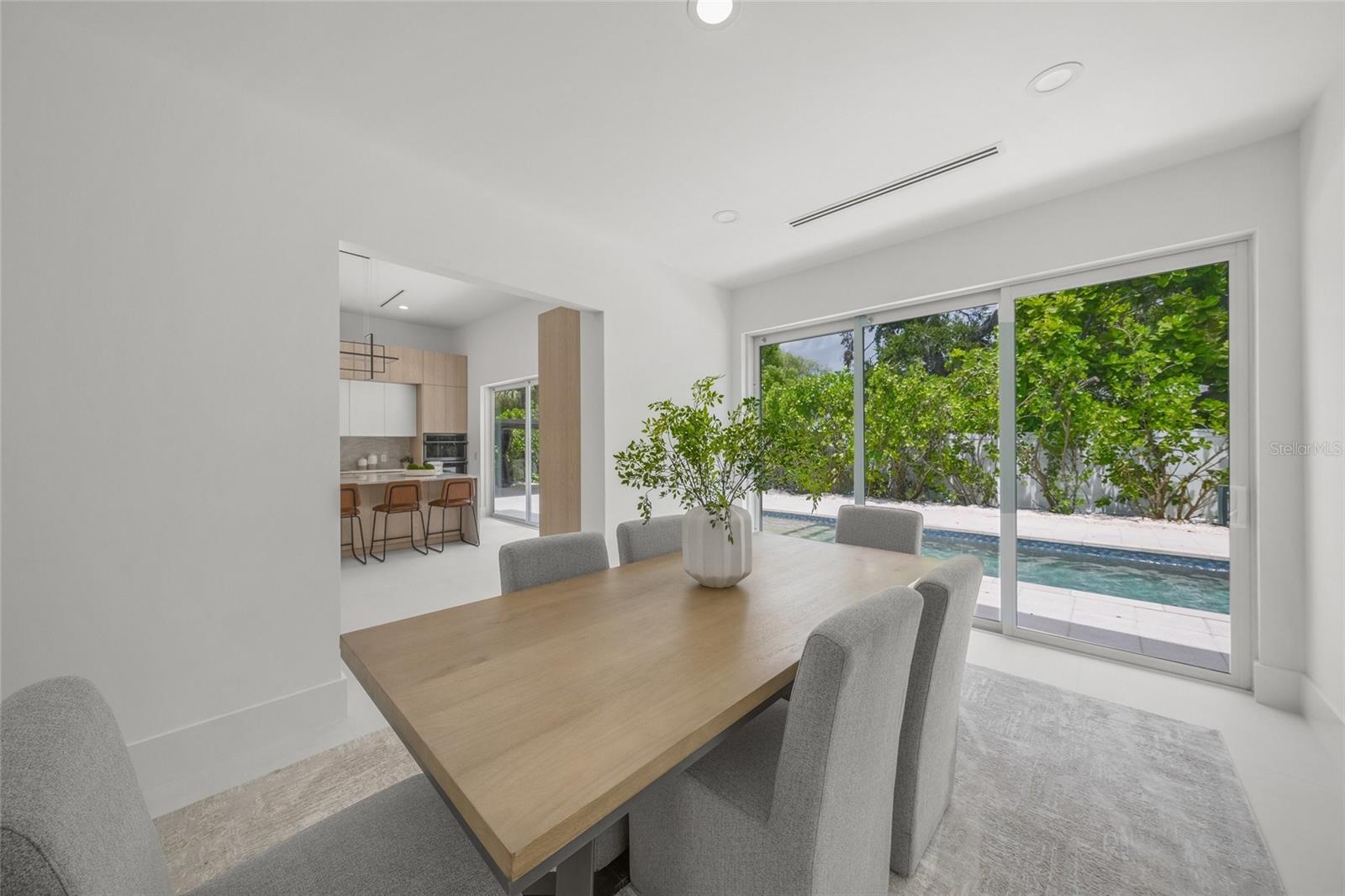 Image 12 of 77 For 3500 Bay Shore Road