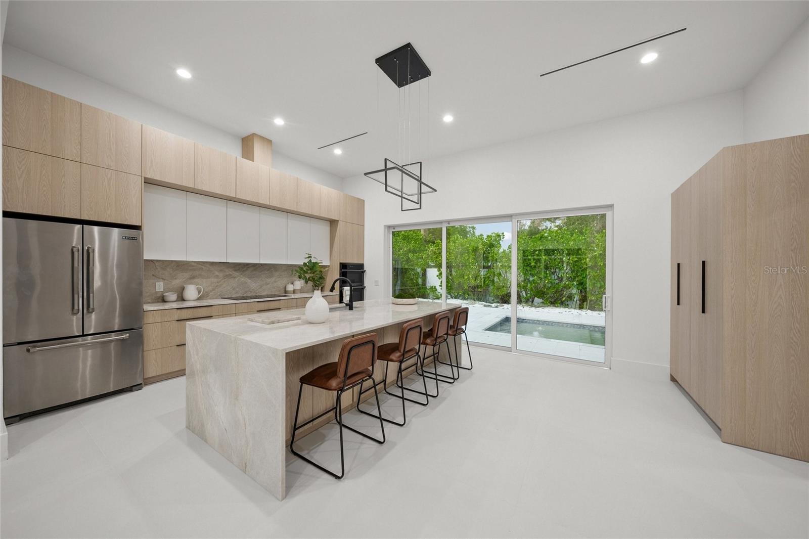 Image 41 of 77 For 3500 Bay Shore Road