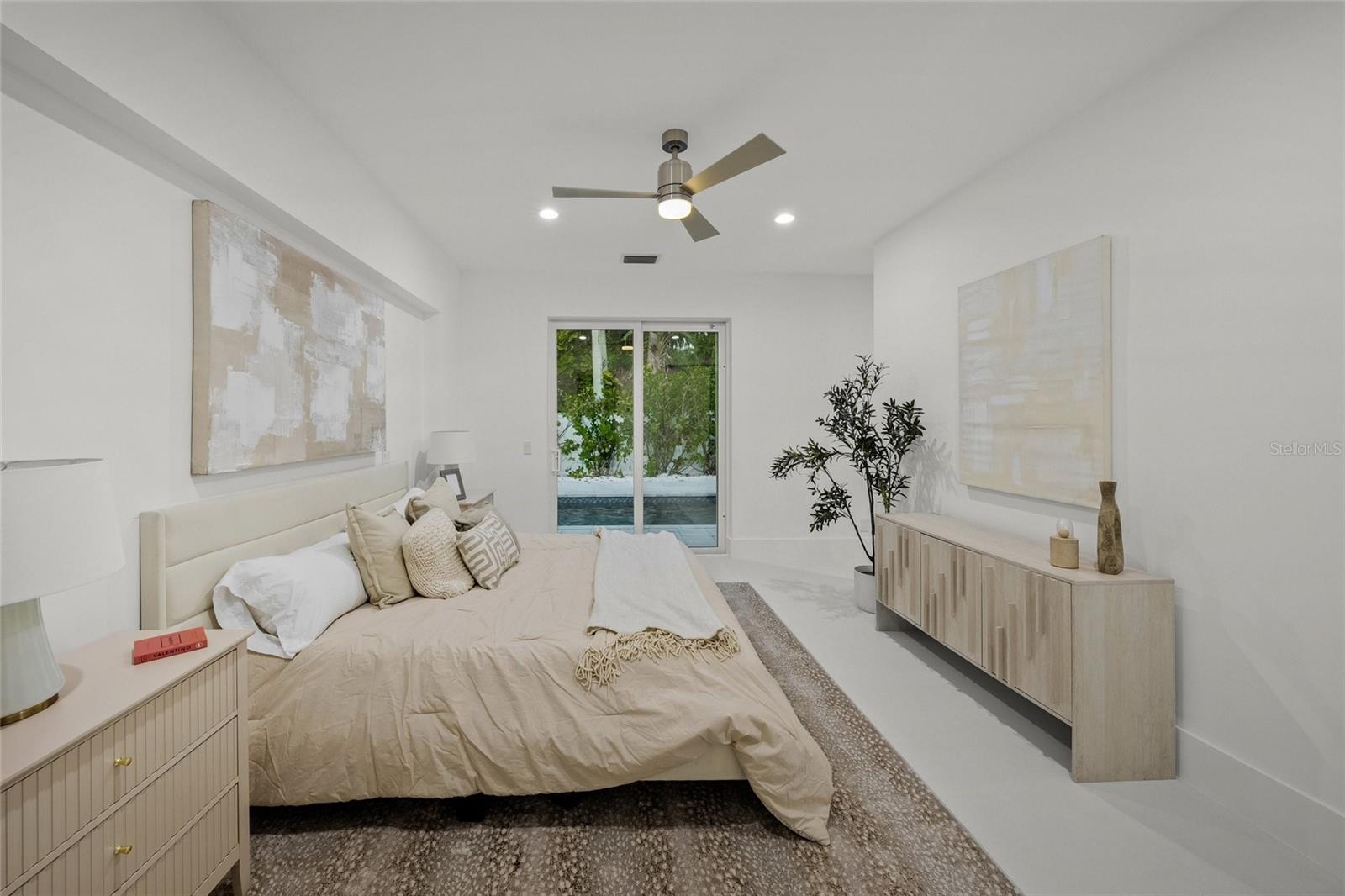 Image 43 of 77 For 3500 Bay Shore Road