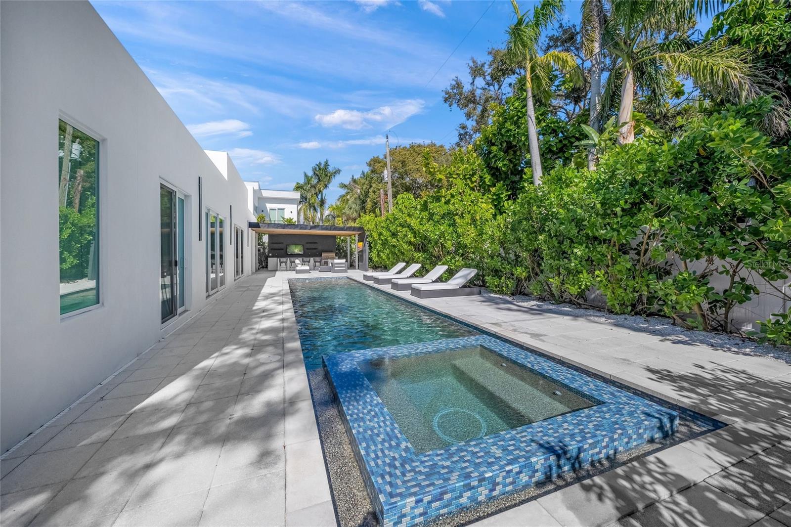 Image 52 of 77 For 3500 Bay Shore Road