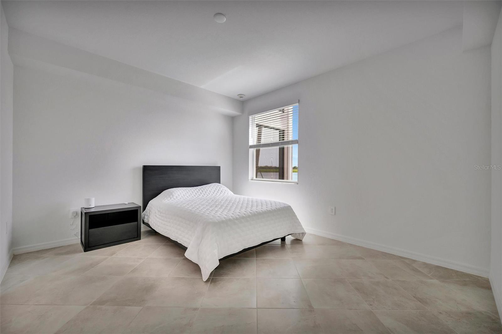 Image 12 of 50 For 19140 Scallop Loop  108