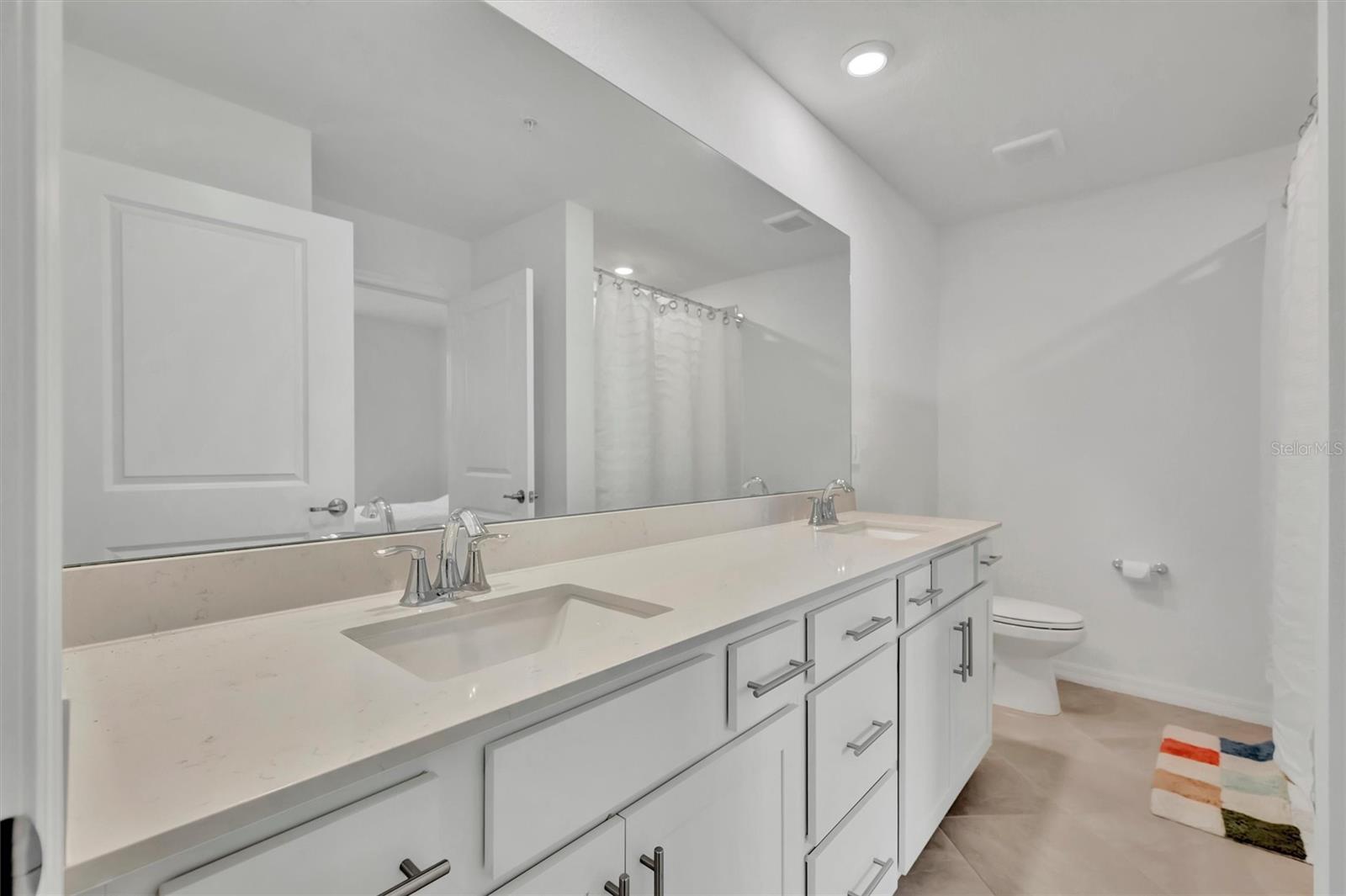 Image 29 of 50 For 19140 Scallop Loop  108