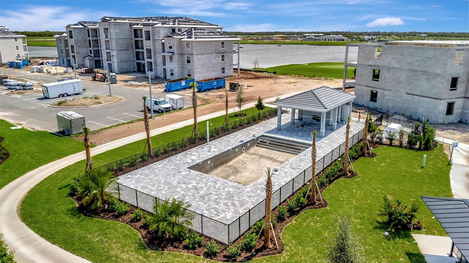 Image 33 of 50 For 19140 Scallop Loop  108