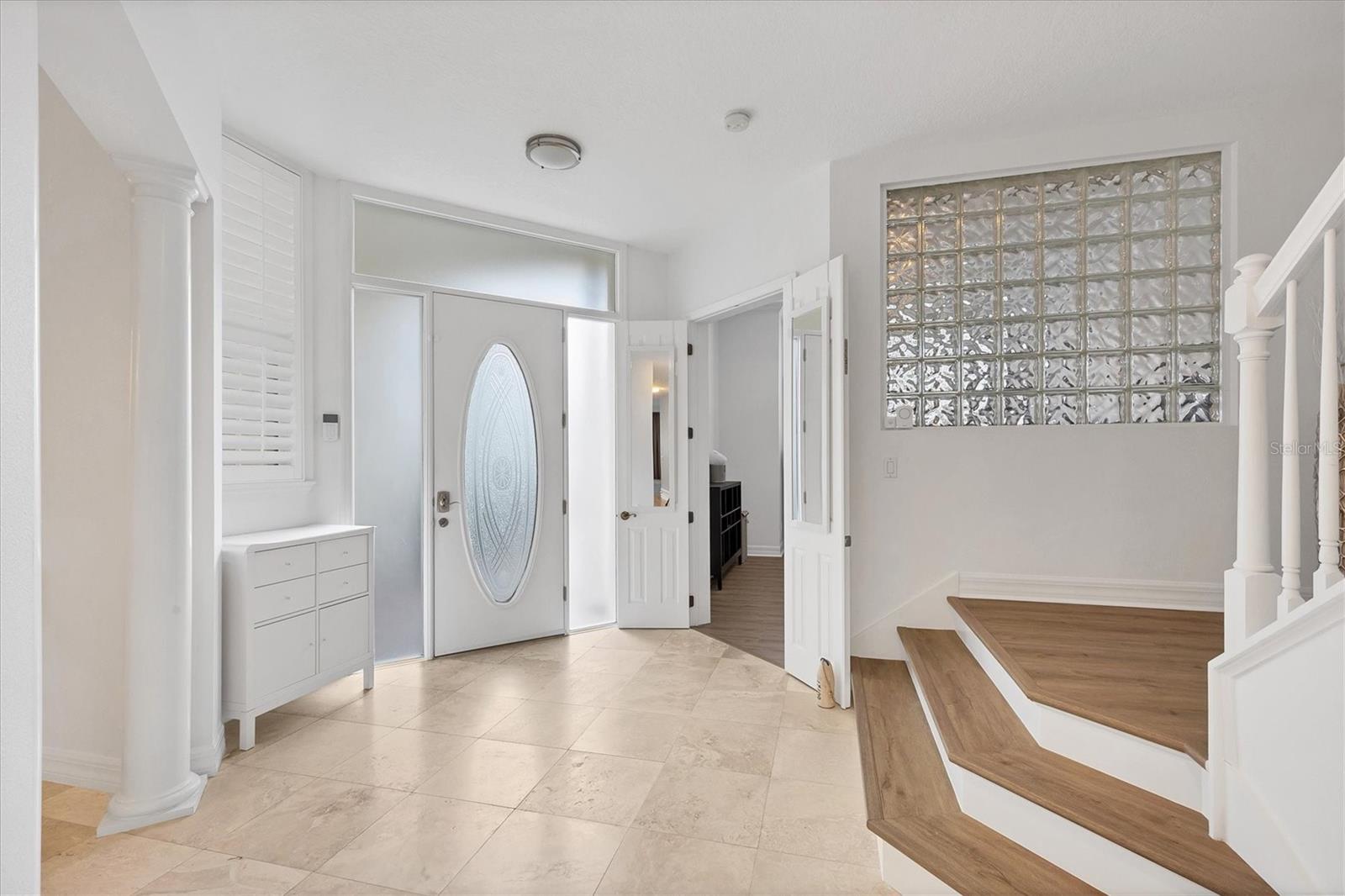 Image 4 of 11 For 3409 54th Drive W 102