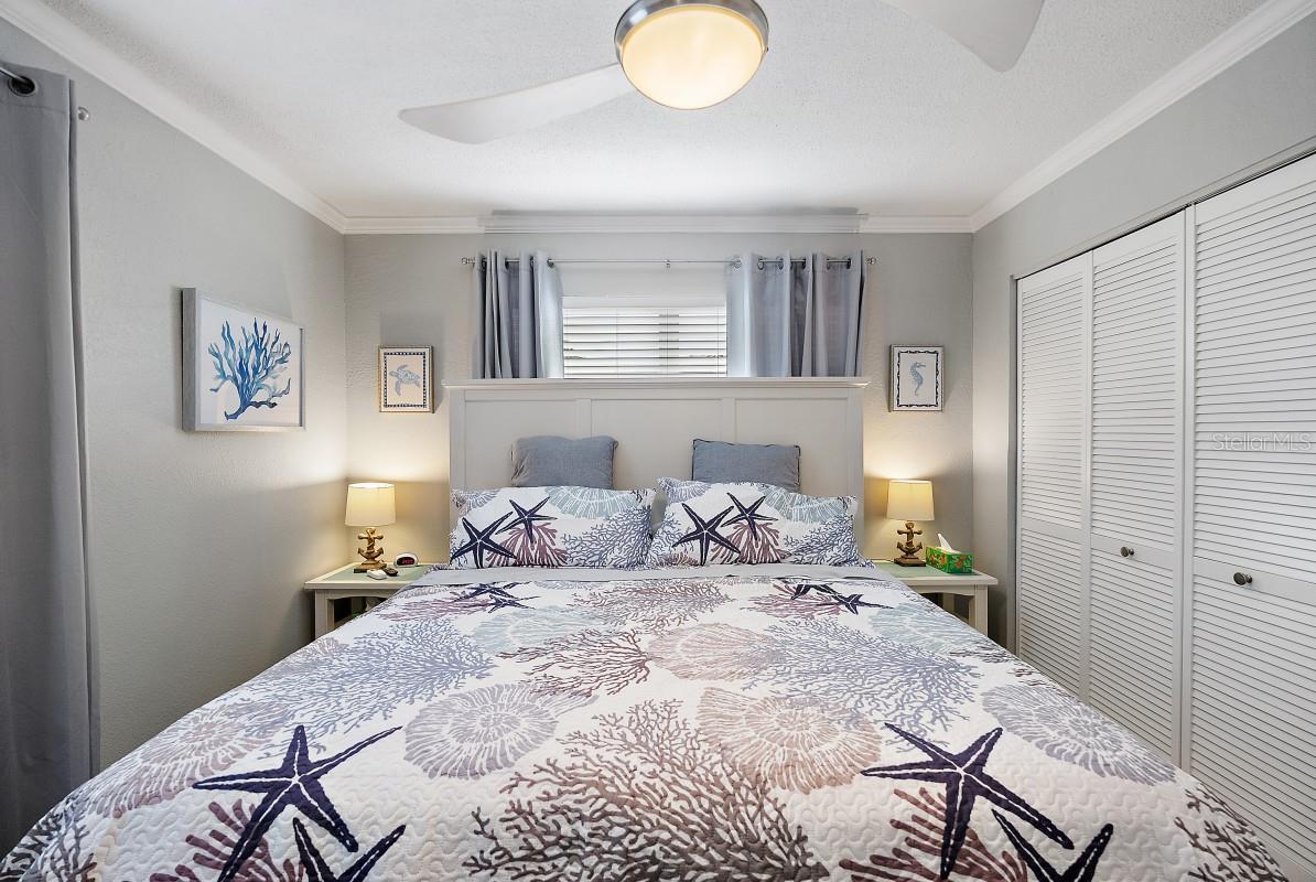 Image 17 of 23 For 11440 1st Street E 1