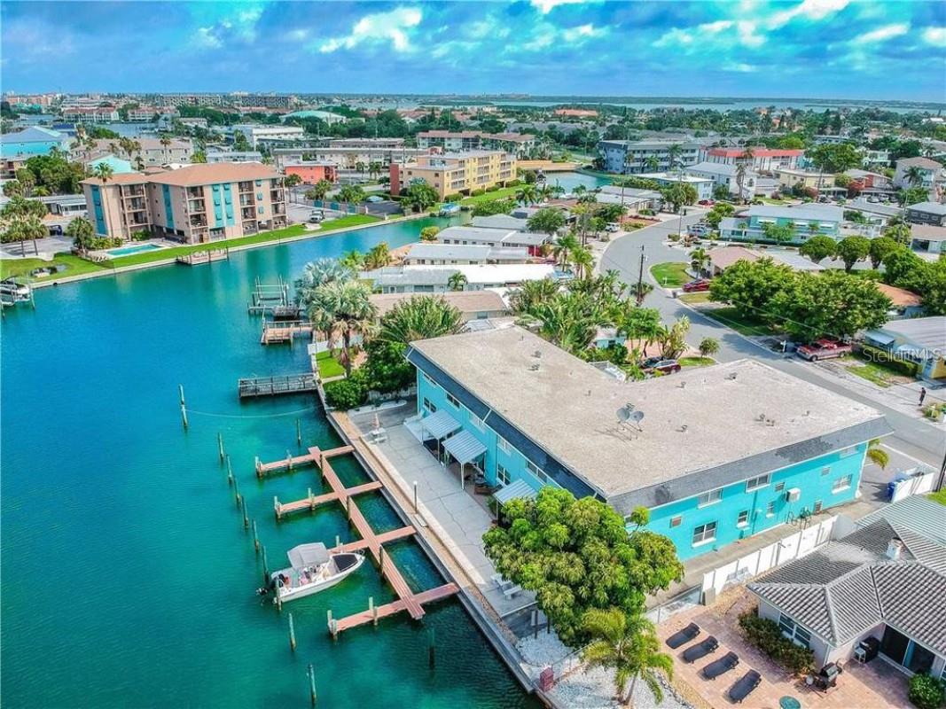 Image 4 of 23 For 11440 1st Street E 1