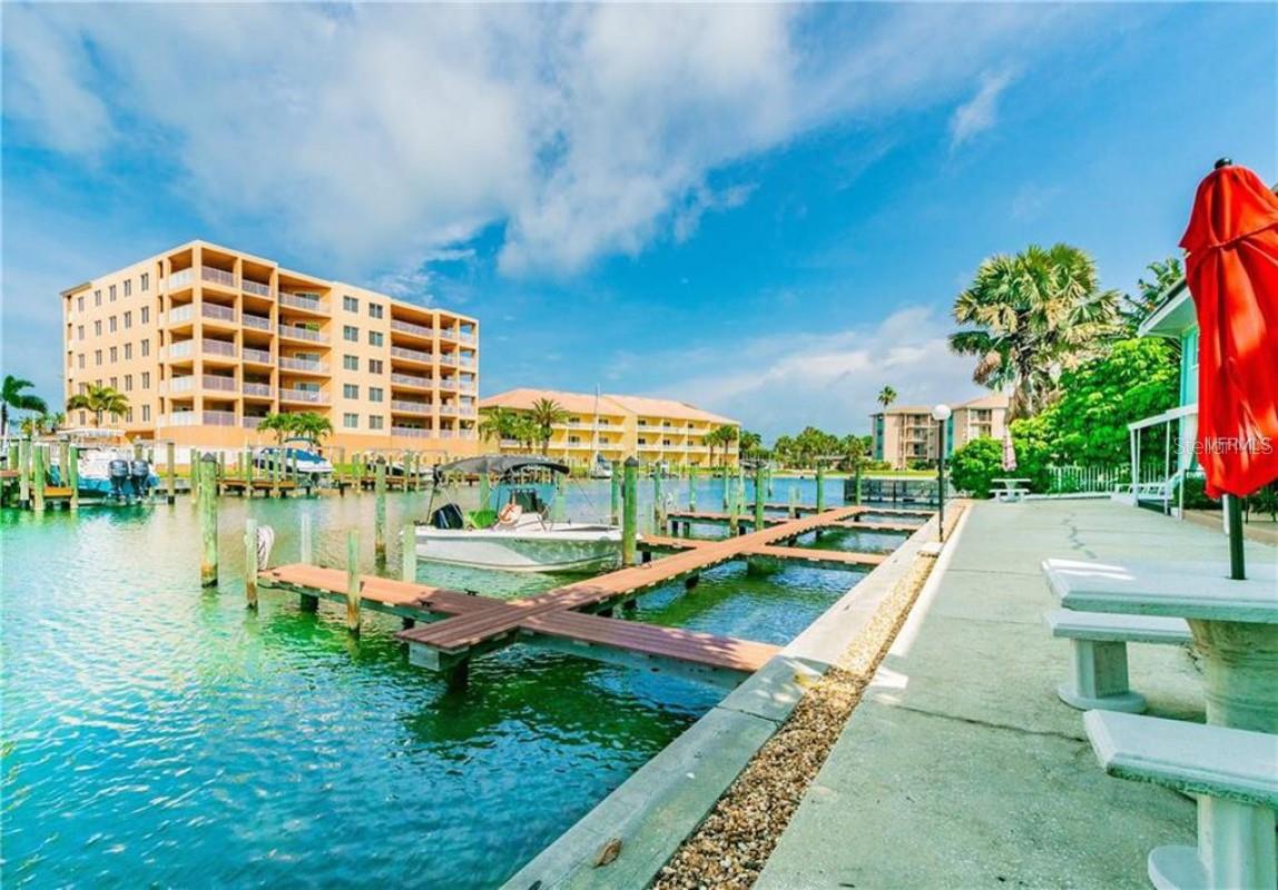 Image 6 of 23 For 11440 1st Street E 1