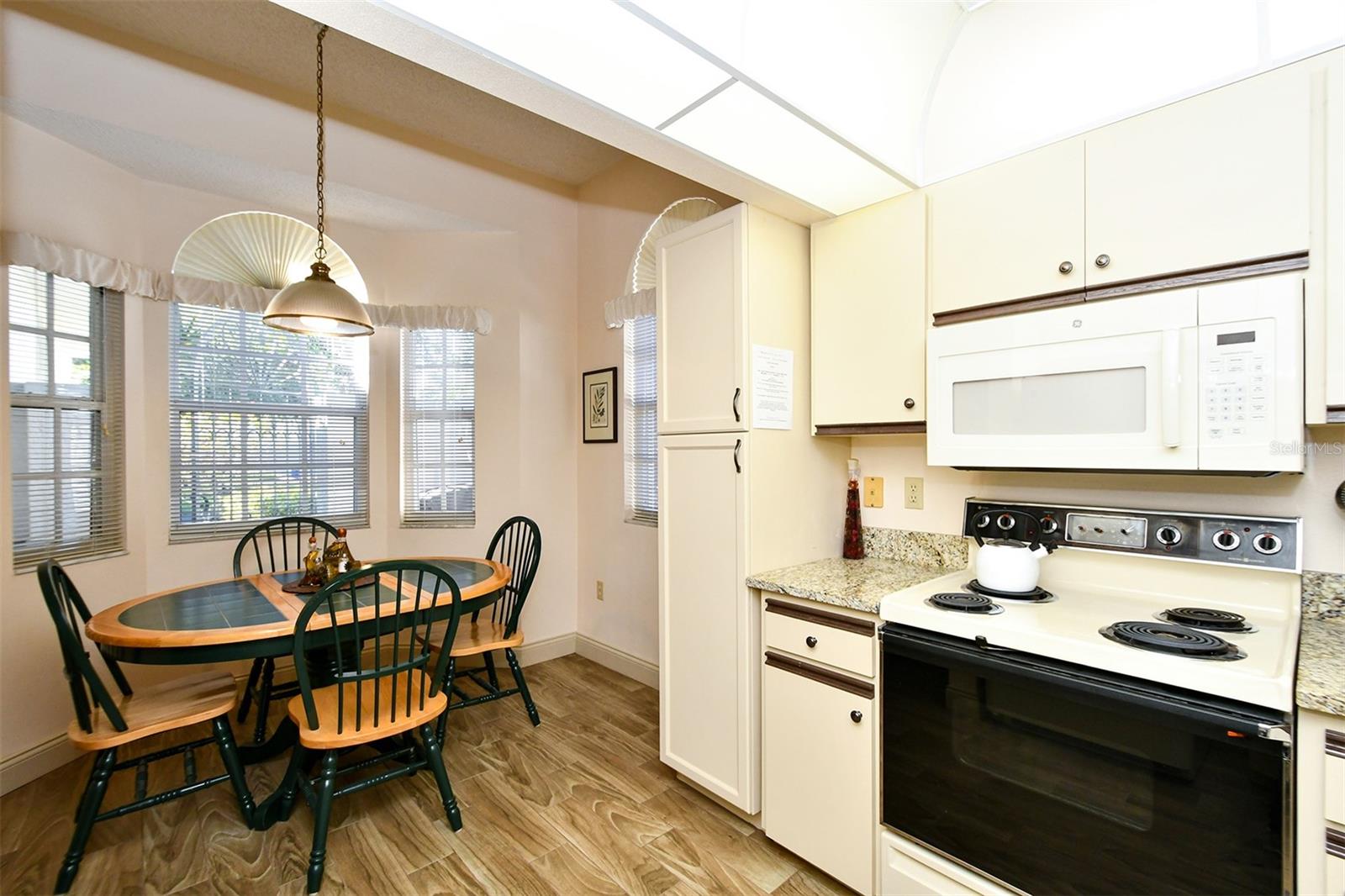 Image 15 of 33 For 5649 Long Common Court 19