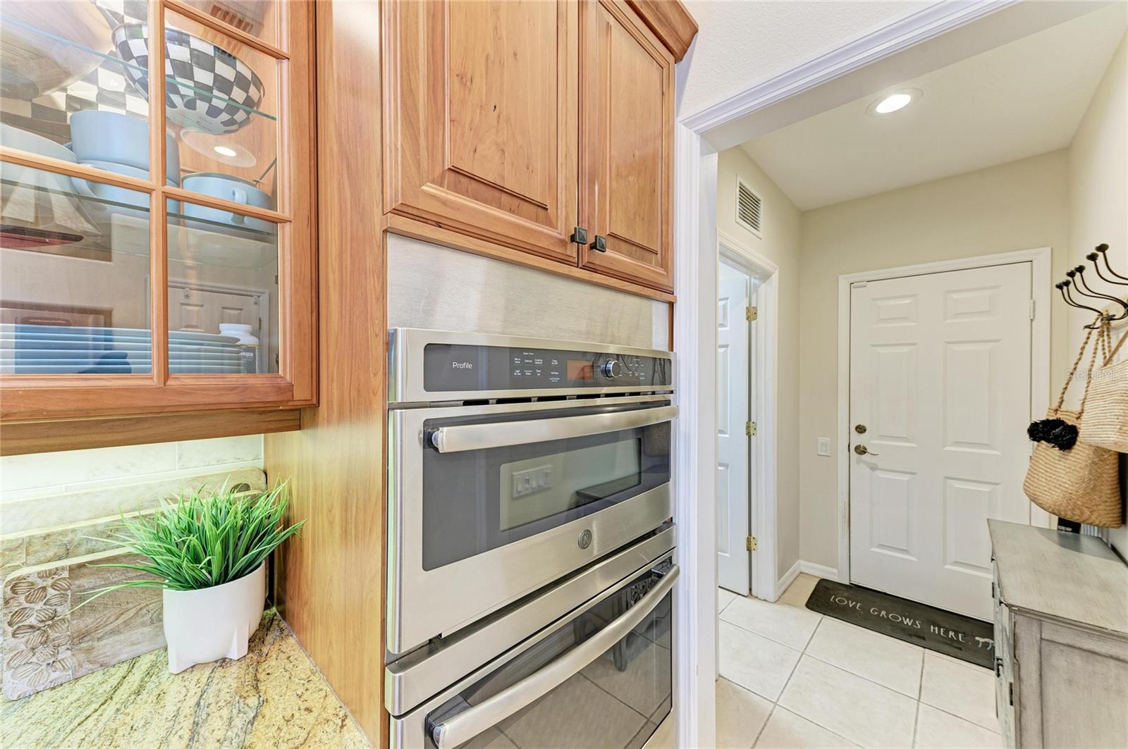 Image 22 of 74 For 2337 Little Country Road