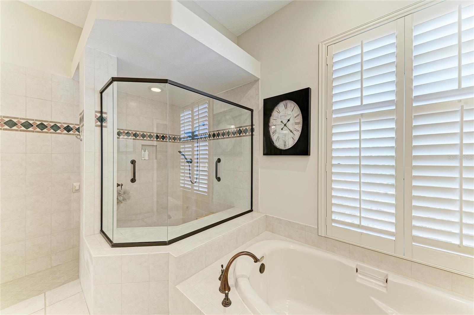 Image 37 of 74 For 2337 Little Country Road