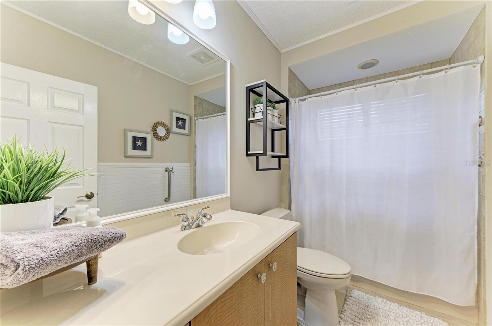 Image 46 of 74 For 2337 Little Country Road