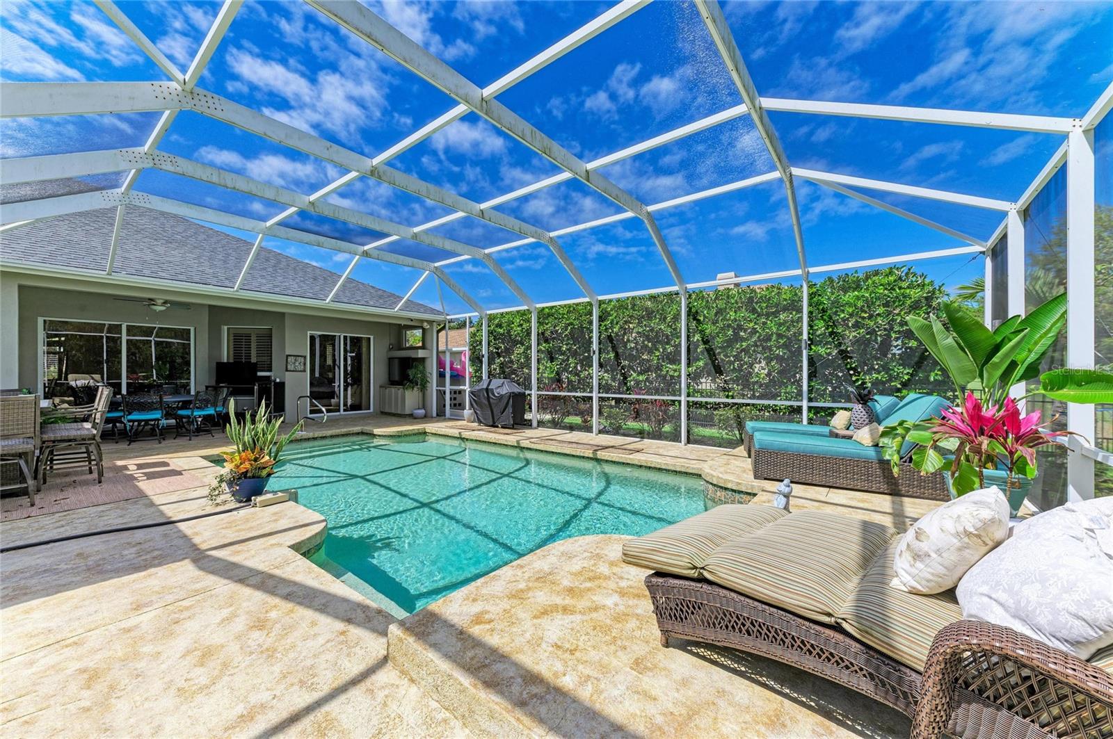 Image 54 of 74 For 2337 Little Country Road