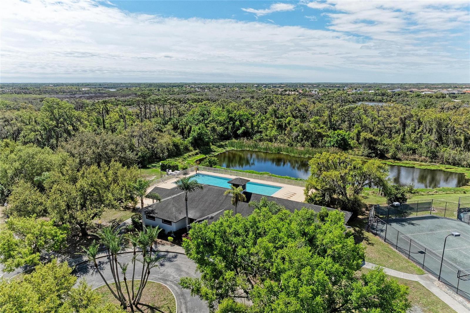 Image 73 of 74 For 2337 Little Country Road