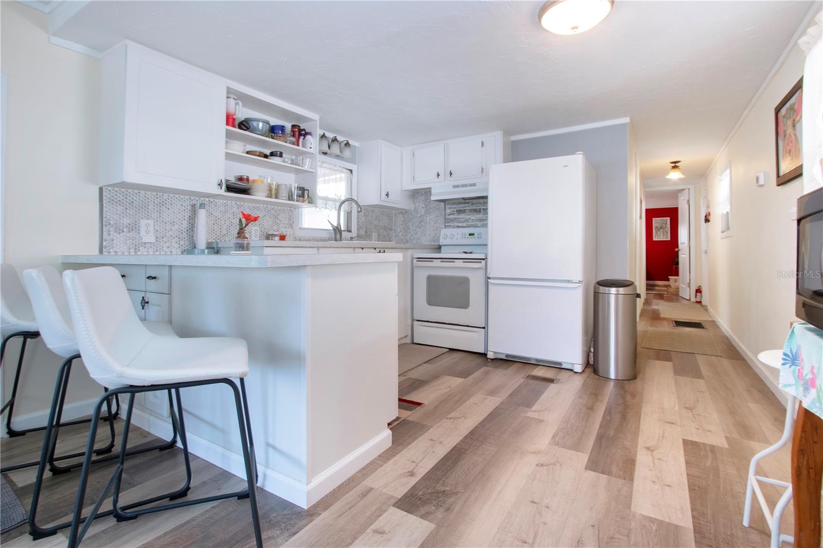 Image 22 of 57 For 420 49th Street E 83