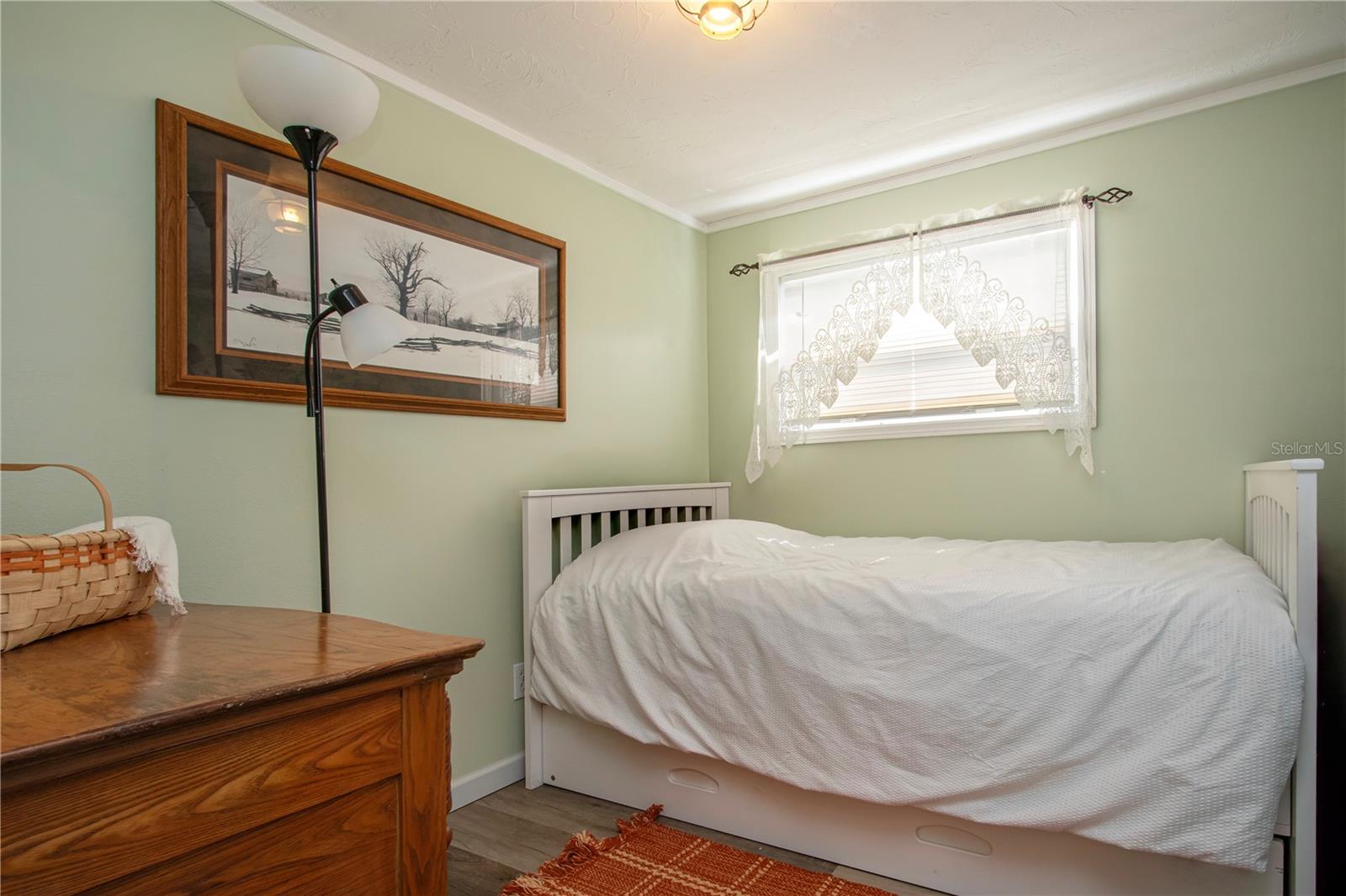 Image 35 of 57 For 420 49th Street E 83