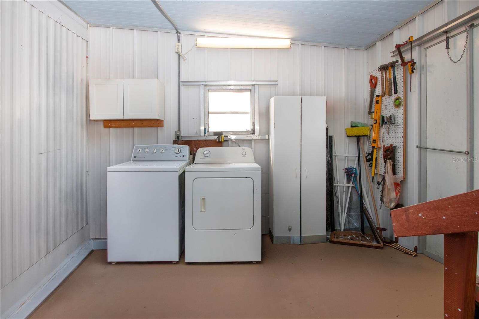 Image 37 of 57 For 420 49th Street E 83