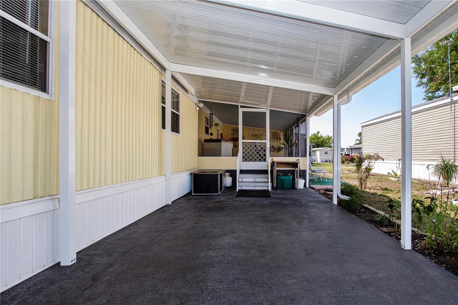 Image 41 of 57 For 420 49th Street E 83