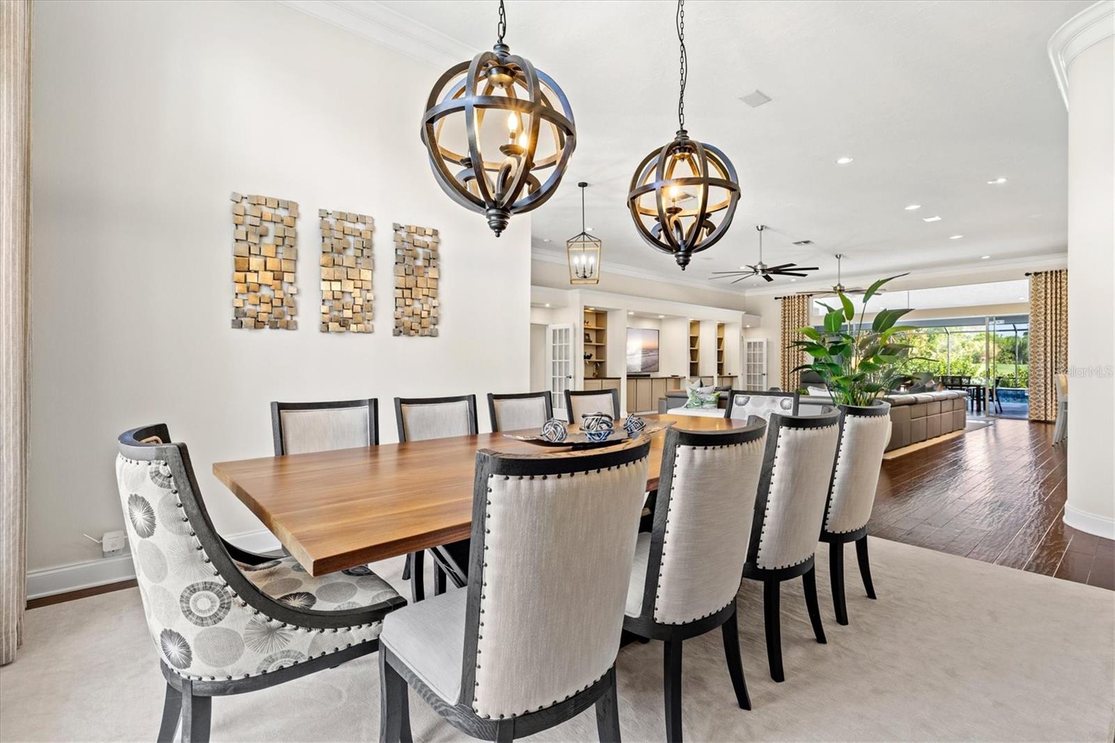 Image 10 of 75 For 7305 Links Court