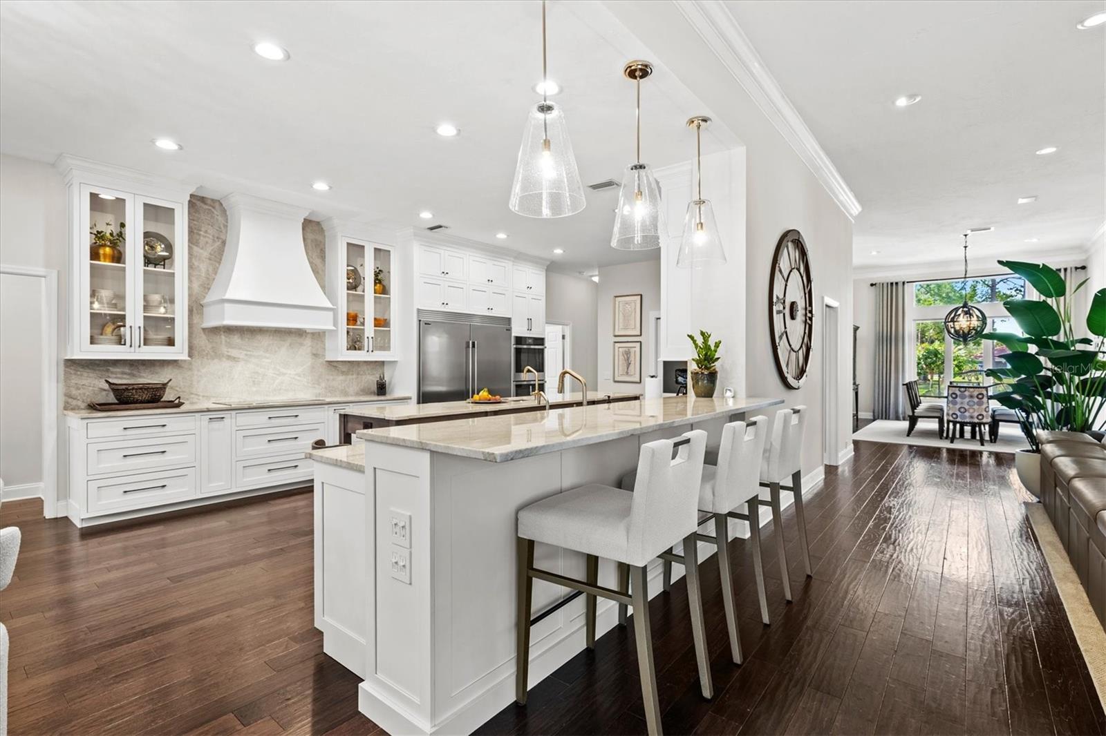 Image 11 of 75 For 7305 Links Court