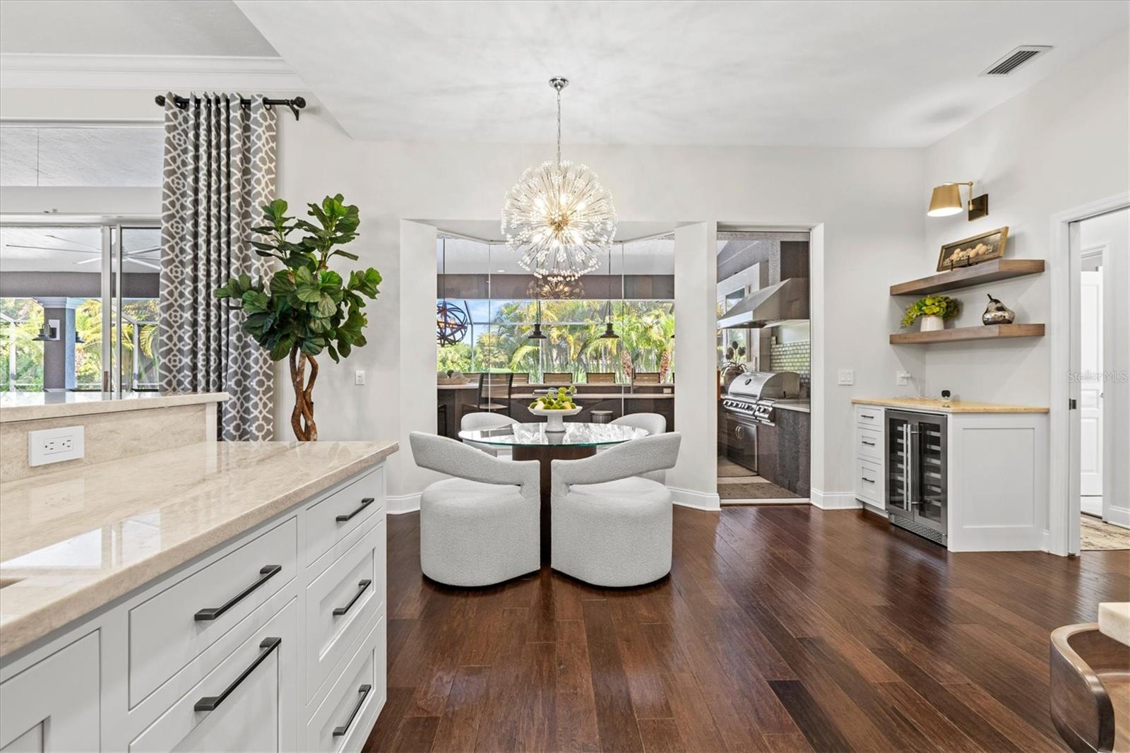 Image 17 of 75 For 7305 Links Court