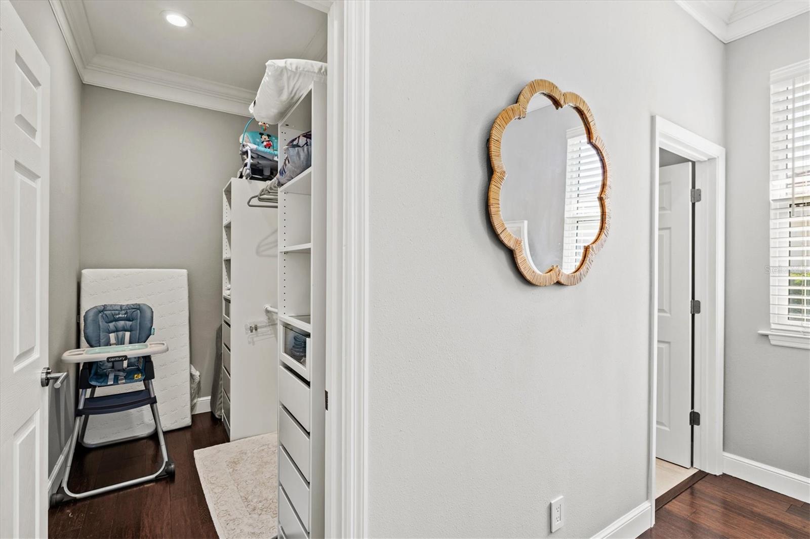 Image 31 of 75 For 7305 Links Court