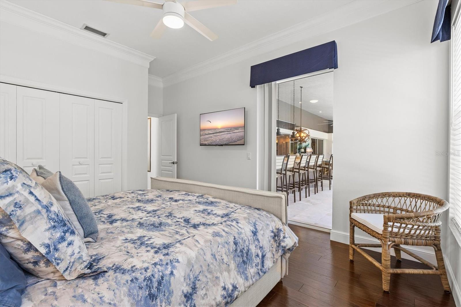 Image 33 of 75 For 7305 Links Court