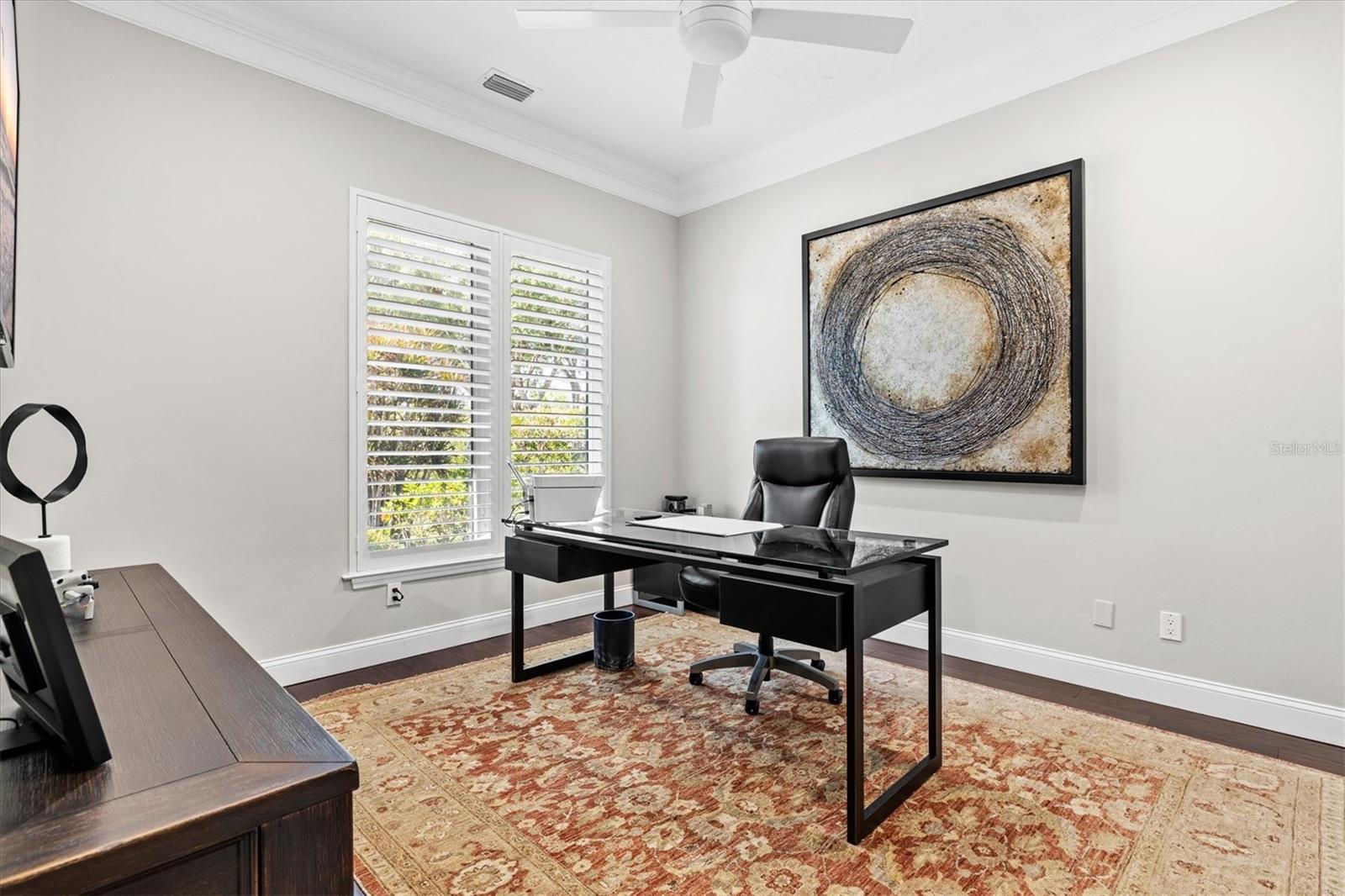 Image 37 of 75 For 7305 Links Court