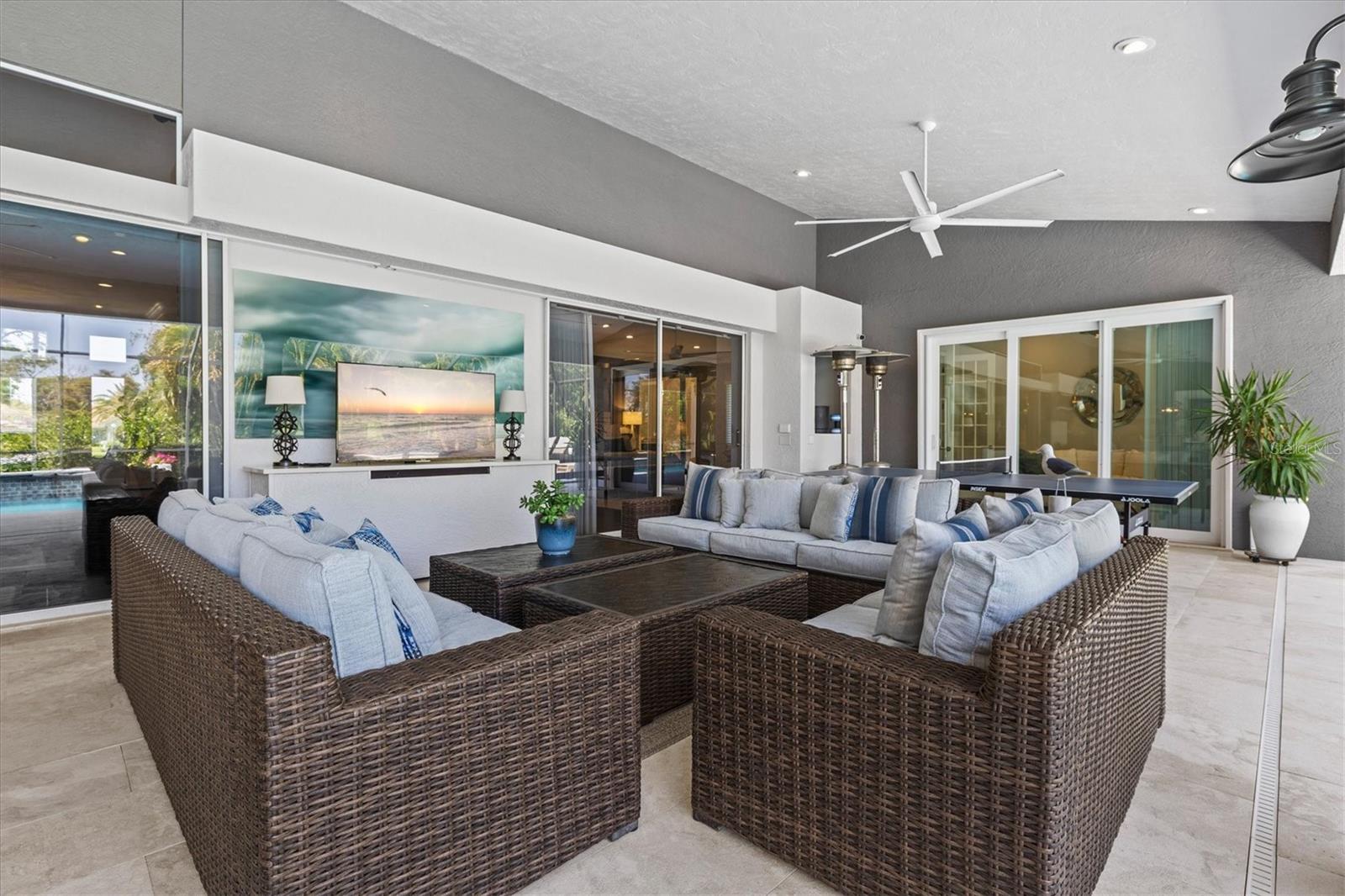 Image 50 of 75 For 7305 Links Court