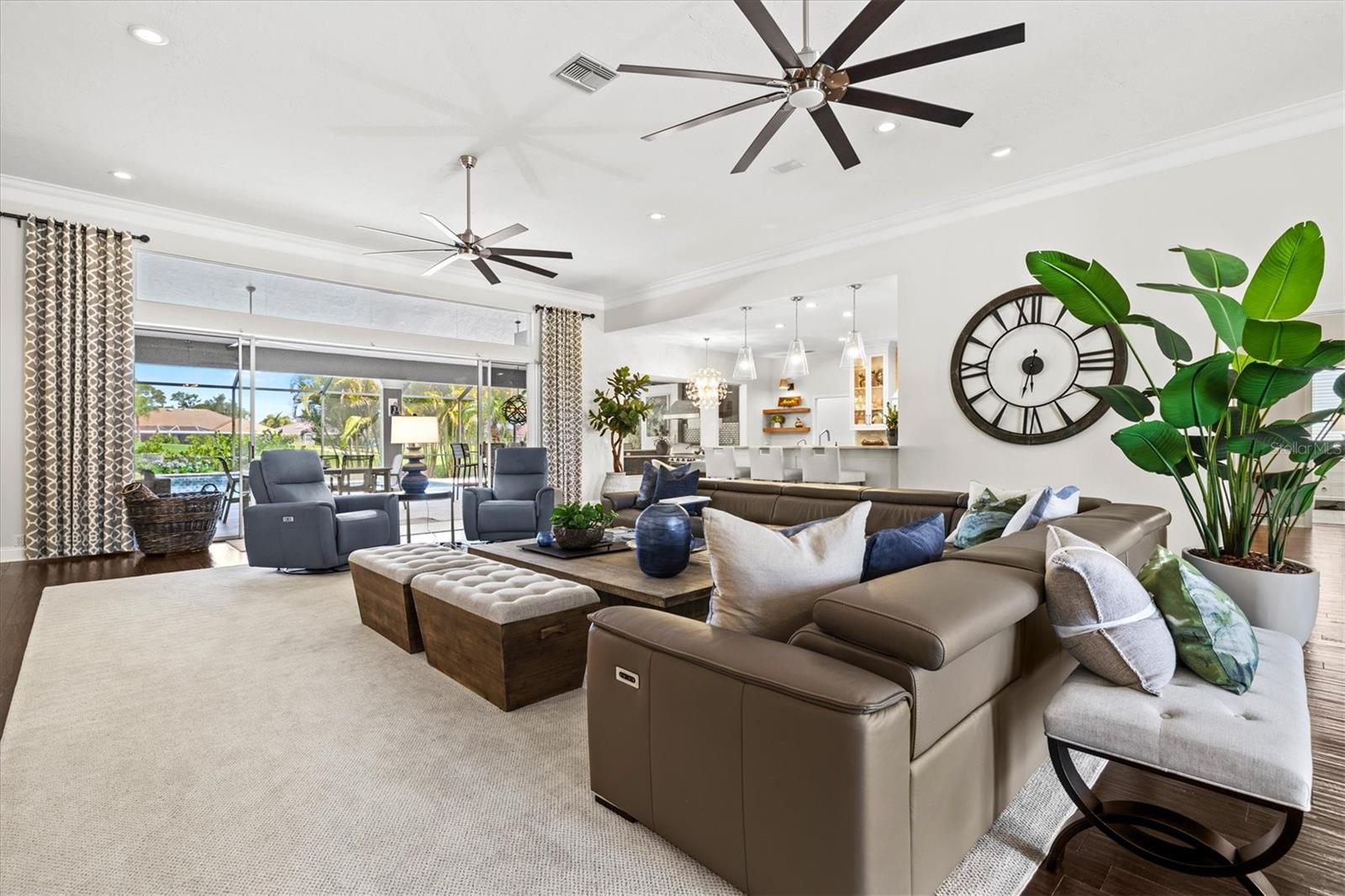 Image 6 of 75 For 7305 Links Court