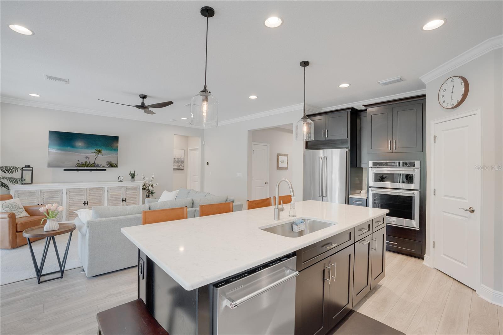 Image 10 of 35 For 5841 Long Shore Loop