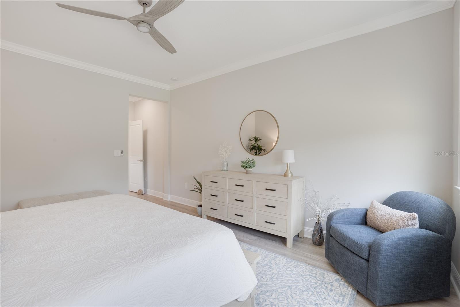 Image 22 of 35 For 5841 Long Shore Loop