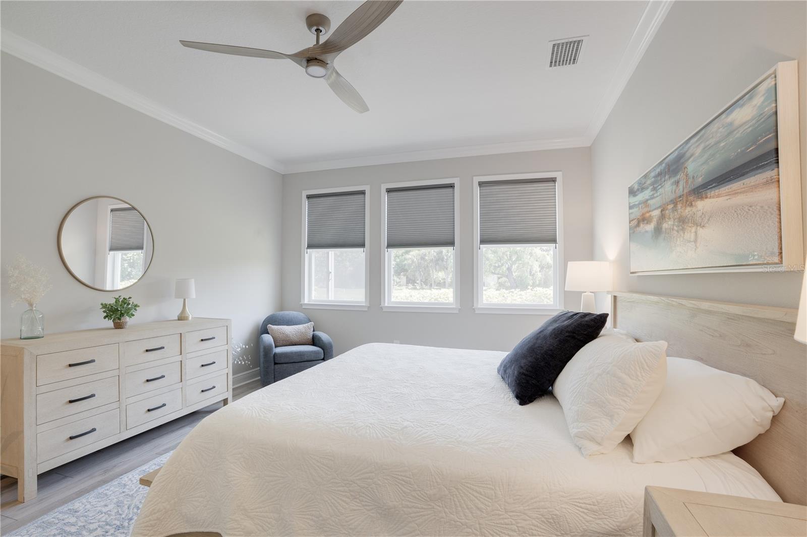 Image 23 of 35 For 5841 Long Shore Loop