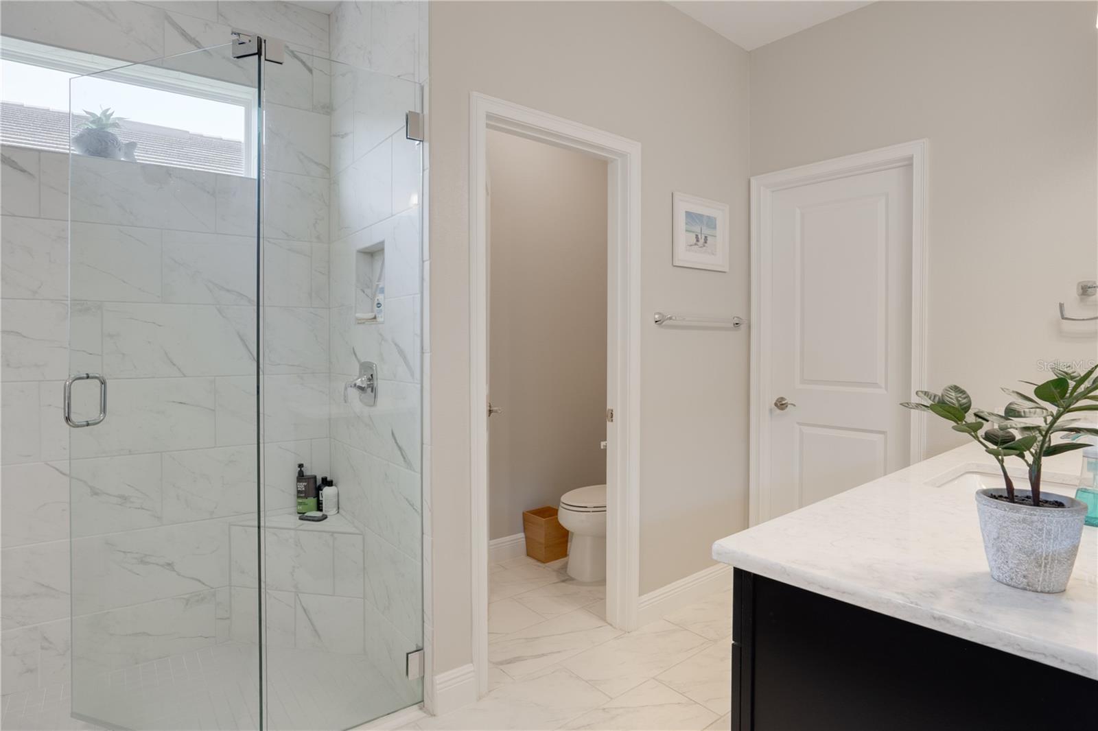 Image 25 of 35 For 5841 Long Shore Loop