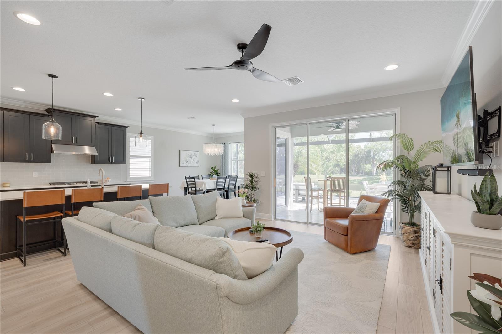 Image 6 of 35 For 5841 Long Shore Loop