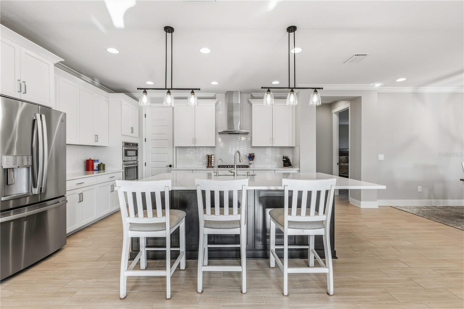 Image 15 of 75 For 17109 Sweetwater Village Drive