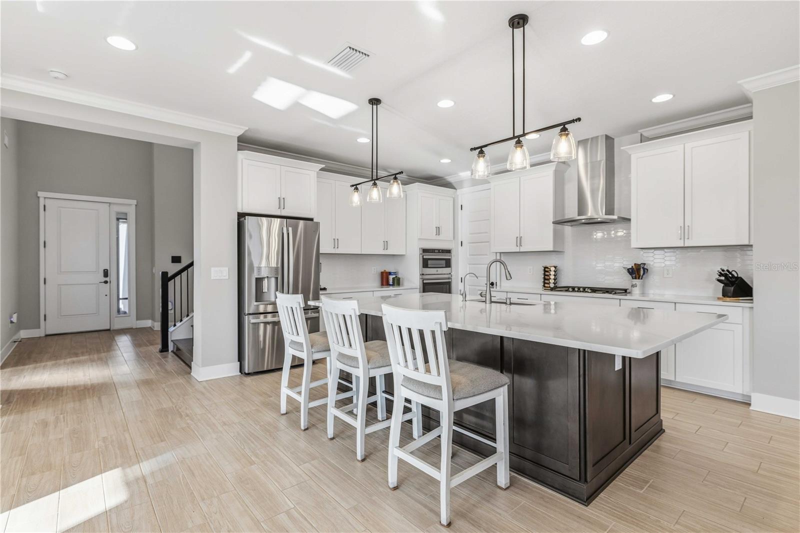 Image 17 of 75 For 17109 Sweetwater Village Drive