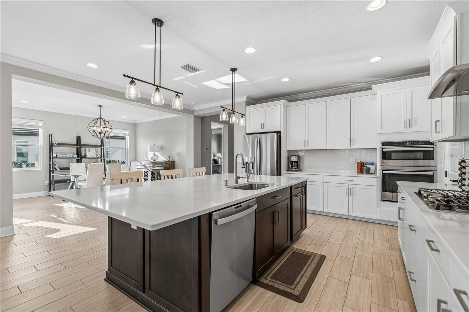 Image 20 of 75 For 17109 Sweetwater Village Drive