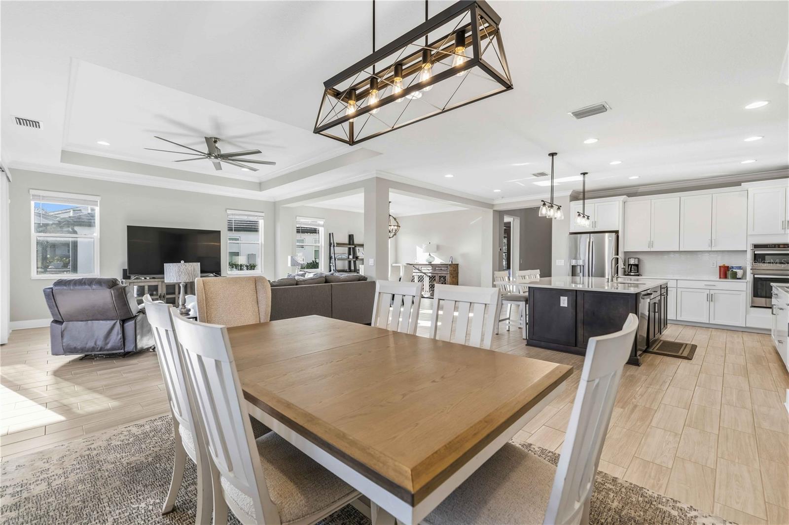 Image 26 of 75 For 17109 Sweetwater Village Drive