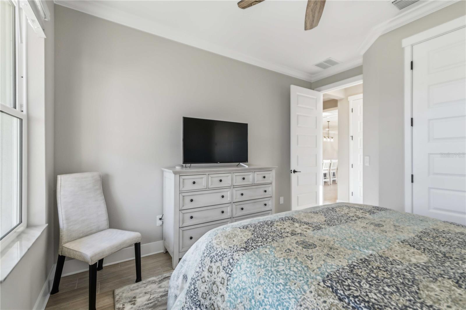 Image 34 of 75 For 17109 Sweetwater Village Drive