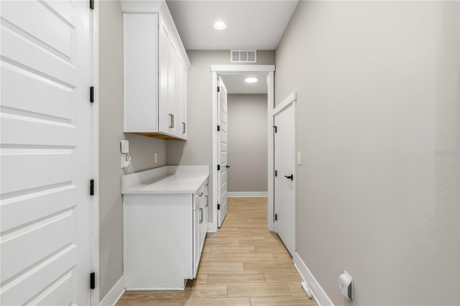 Image 36 of 75 For 17109 Sweetwater Village Drive