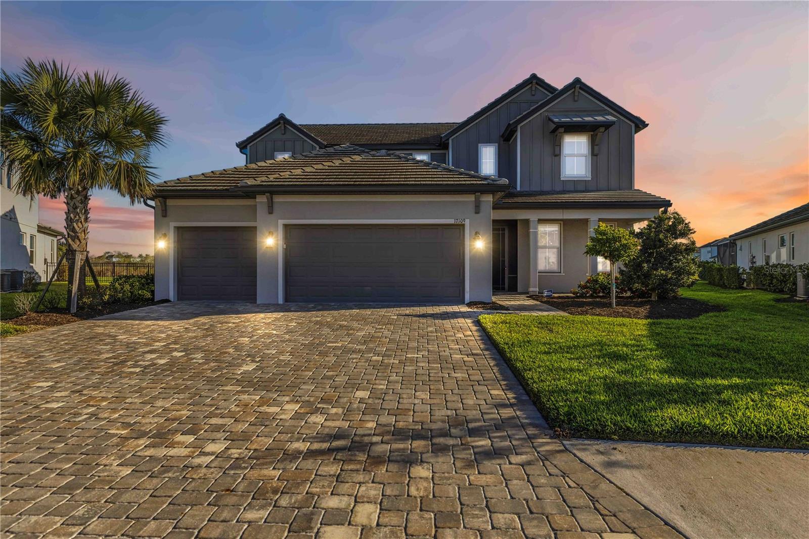 Image 4 of 75 For 17109 Sweetwater Village Drive